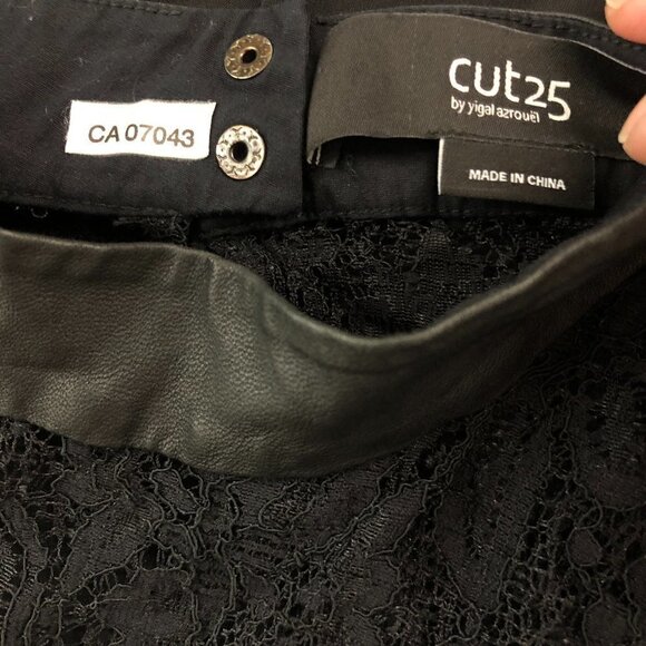 Cut 25 by Yigal Azrouel BlackLeather High Collar Sleeveless Lace Blouse Sz L - Picture 7 of 13